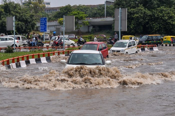 Does insurance cover flooded car