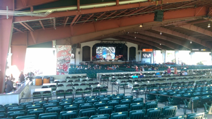 Pavilion hampshire meadowbrook nh gilford tickets capacity venue jake owen charts seats Hotels near bank of america pavilion gilford nh